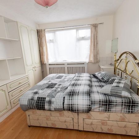 Oak Avenue Home Croydon Dış mekan fotoğraf